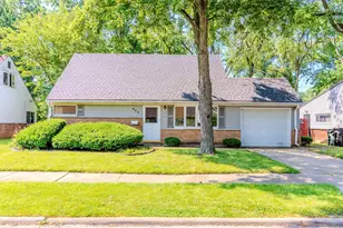 413 Winnemac St, Park Forest, IL 60466 - Photo 1