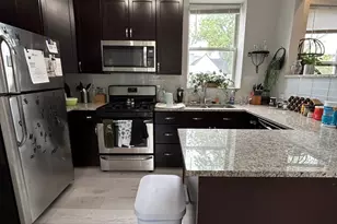 2246 W Belden Ave, Chicago, IL 60647 - Photo 22