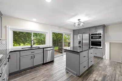 1055 Samson Drive, University Park, IL 60484 - Photo 6