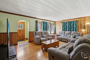531 Penfield St, Beecher, IL 60401 - Photo 10