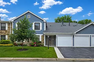 552 Greystone Ln, Wheeling, IL 60090 - Photo 1