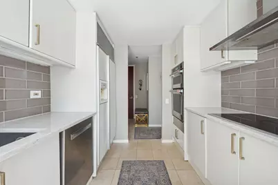 100 E Huron Street #1506, Chicago, IL 60611 - Photo 14