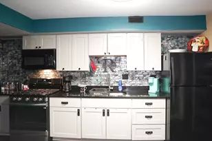 7770 S Woodward Ave, Woodridge, IL 60517 - Photo 6