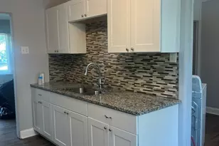 17213 Lorenz Ave, Lansing, IL 60438 - Photo 2