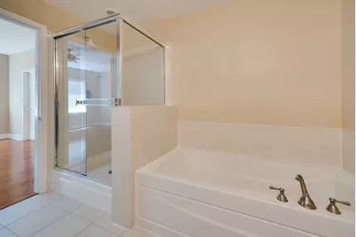 125 N Buffalo Grove Road #213, Buffalo Grove, IL 60089 - Photo 16