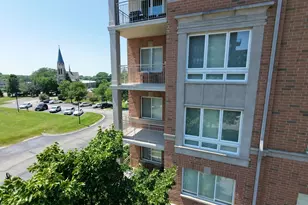 125 N Buffalo Grove Rd, Buffalo Grove, IL 60089 - Photo 2