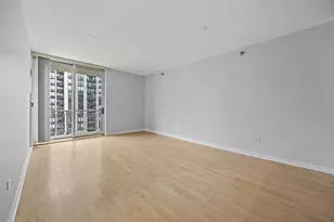 421 W Huron St, Chicago, IL 60654 - Photo 4