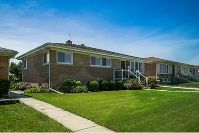 7005 W Sunnyside Avenue, Norridge, IL 60706 - Photo 2