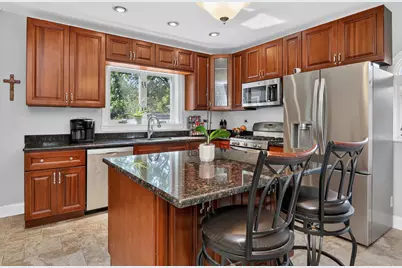 442 S Cornell Avenue, Villa Park, IL 60181 - Photo 8