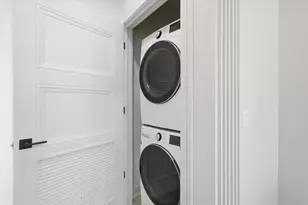 4250 W Belmont Ave, Chicago, IL 60641 - Photo 20