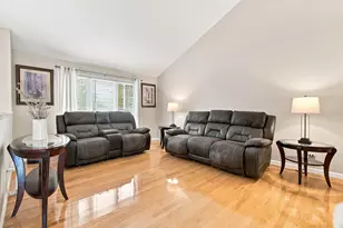 629 Poplar Ave, Romeoville, IL 60446 - Photo 6