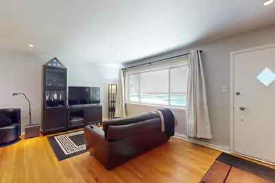 102 Audrey Lane, Mount Prospect, IL 60056 - Photo 4