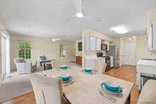 453 Village Creek Dr, Lake in the Hills, IL 60156 - Photo 8