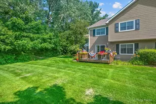 453 Village Creek Dr, Lake in the Hills, IL 60156 - Photo 28