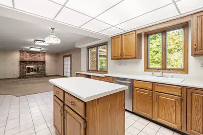 360 E Woodland Road, Lake Bluff, IL 60044 - Photo 10