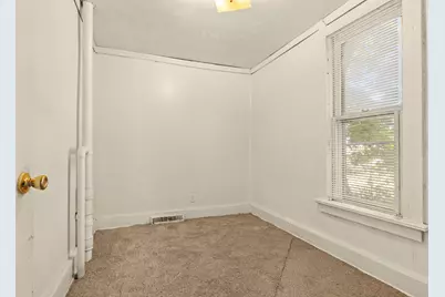 1107 Ashland Avenue, Rockford, IL 61101 - Photo 8