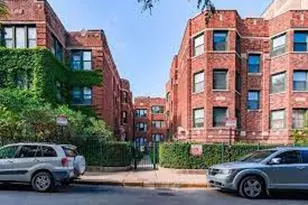 628 W Patterson Ave, Chicago, IL 60613 - Photo 1