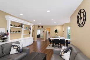4440 Castlebar Ln, Hanover Park, IL 60133 - Photo 10