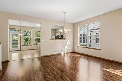 [Address not provided], Carol Stream, IL 60188 - Photo 6