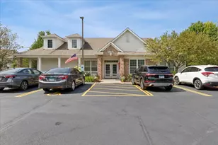 350 Woodhill Dr, Carol Stream, IL 60188 - Photo 24