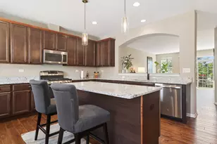 54 Marcel Ln, Schaumburg, IL 60194 - Photo 8