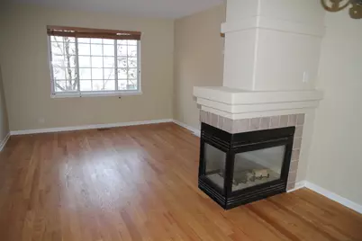 2226 Daybreak Drive #2226, Aurora, IL 60503 - Photo 2