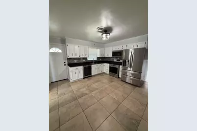 913 E 169th Street, South Holland, IL 60473 - Photo 10