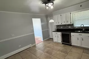 913 E 169th St, South Holland, IL 60473 - Photo 12