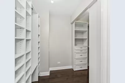 110 E Delaware Place #802, Chicago, IL 60611 - Photo 12