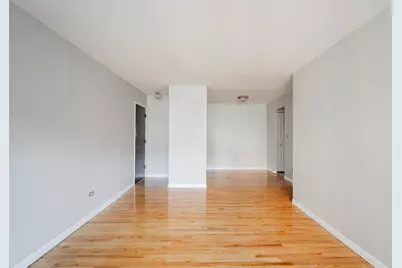 541 W Oakdale Avenue #312, Chicago, IL 60657 - Photo 4