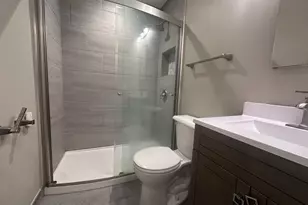 541 W Oakdale Ave, Chicago, IL 60657 - Photo 6