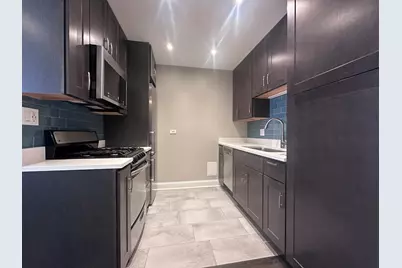 541 W Oakdale Avenue #407, Chicago, IL 60657 - Photo 2