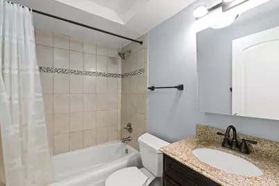 541 W Oakdale Avenue #102, Chicago, IL 60657 - Photo 10