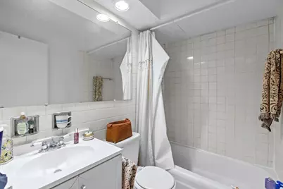 541 W Oakdale Avenue #309, Chicago, IL 60657 - Photo 8