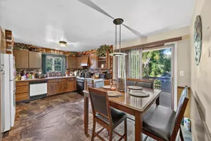 17811 Princeton Ln, Country Club Hills, IL 60478 - Photo 6