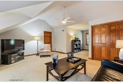 946 E Krista Court, Palatine, IL 60074 - Photo 28