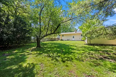 413 N Drury Lane, Arlington Heights, IL 60004 - Photo 18