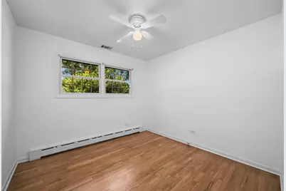 413 N Drury Lane, Arlington Heights, IL 60004 - Photo 10