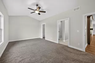 366 Millbridge Dr, Sycamore, IL 60178 - Photo 28