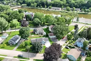 10 Lincoln Ave, East Dundee, IL 60118 - Photo 28