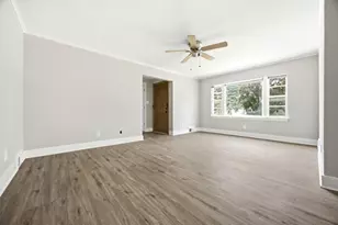 10 Lincoln Ave, East Dundee, IL 60118 - Photo 6