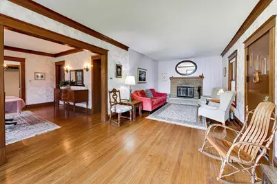 644 S 4th Avenue, Des Plaines, IL 60016 - Photo 8