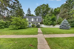 732 John St, Rockford, IL 61103 - Photo 6
