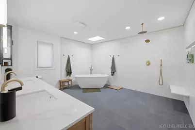 510 De Lasalle Avenue, Naperville, IL 60565 - Photo 28