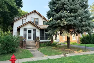 318 W 3rd St, Prophetstown, IL 61277 - Photo 2