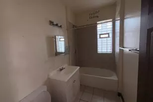 5920 S Calumet Ave, Chicago, IL 60637 - Photo 8