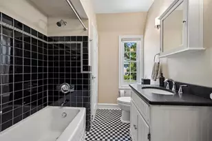1049 N Elmwood Ave, Oak Park, IL 60302 - Photo 18