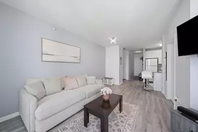 645 N Kingsbury Street #2407, Chicago, IL 60654 - Photo 8
