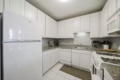 645 N Kingsbury Street #2407, Chicago, IL 60654 - Photo 12