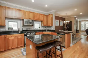 3836 N Janssen Ave, Chicago, IL 60613 - Photo 4